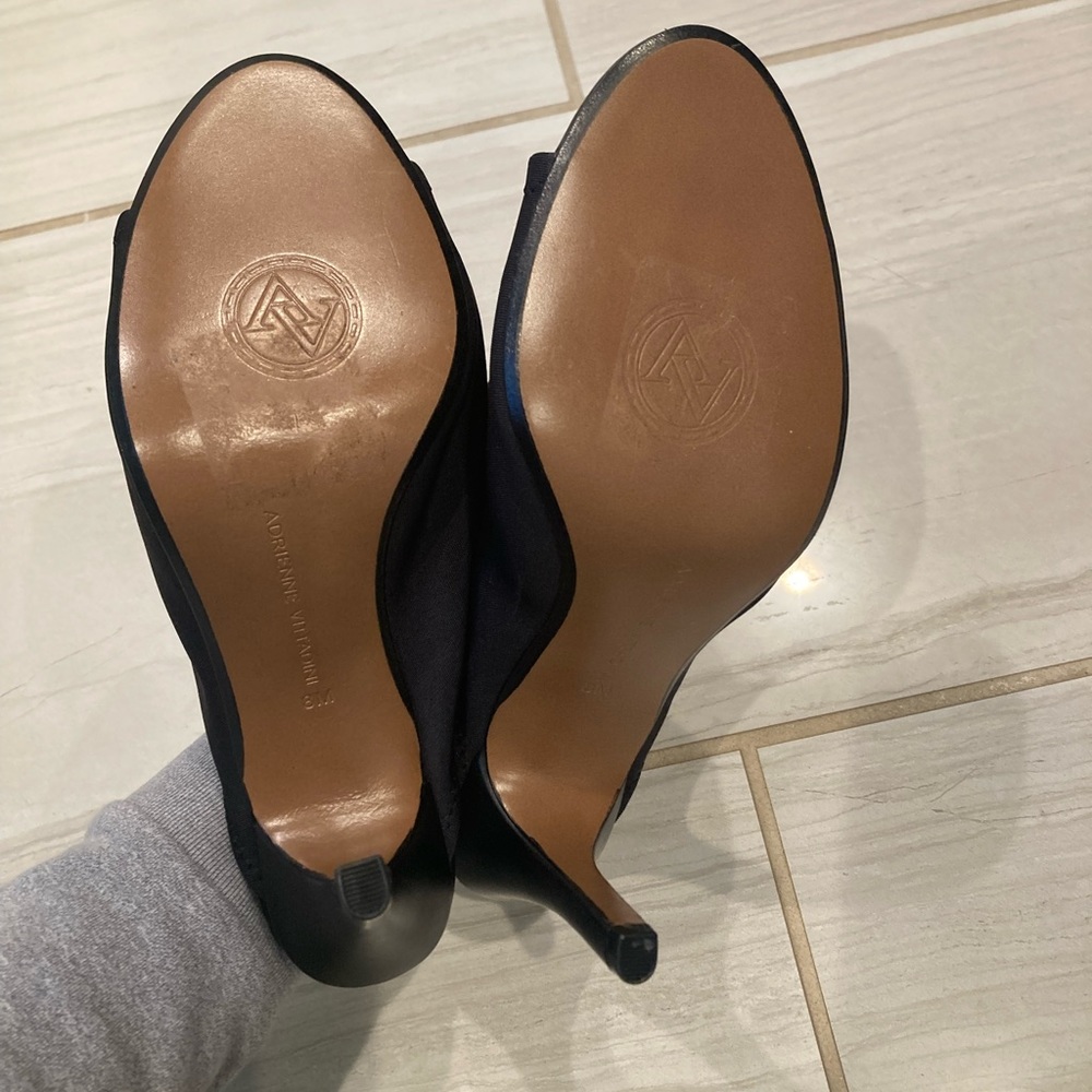 Adrienne Vittadini high heel mules - Picture 3 of 4